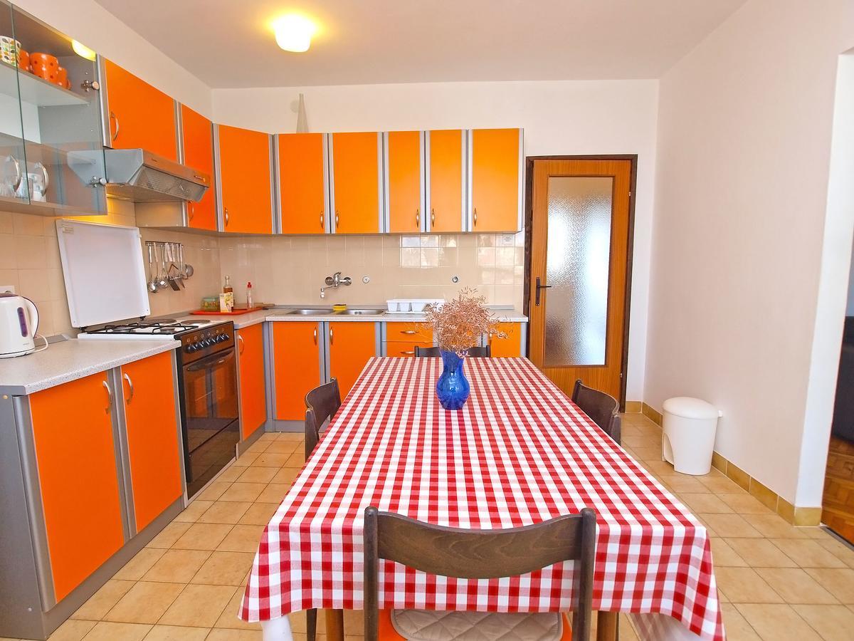 Apartments Ivan 41 Pula Exterior photo