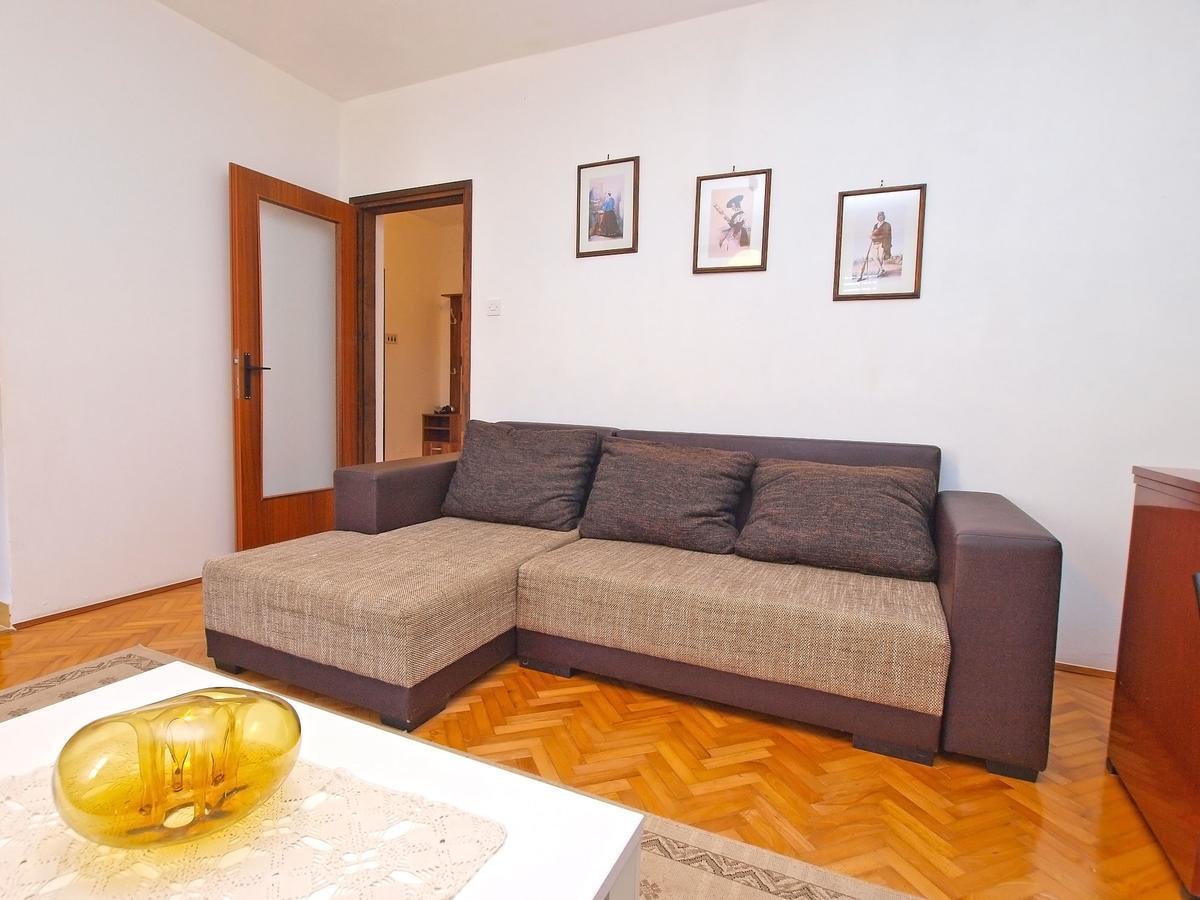 Apartments Ivan 41 Pula Exterior photo