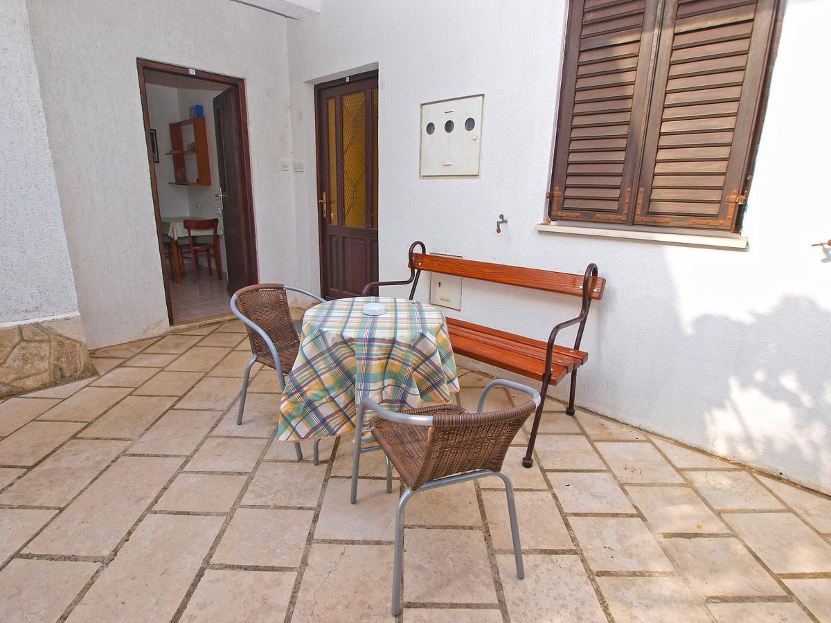 Apartments Ivan 41 Pula Exterior photo