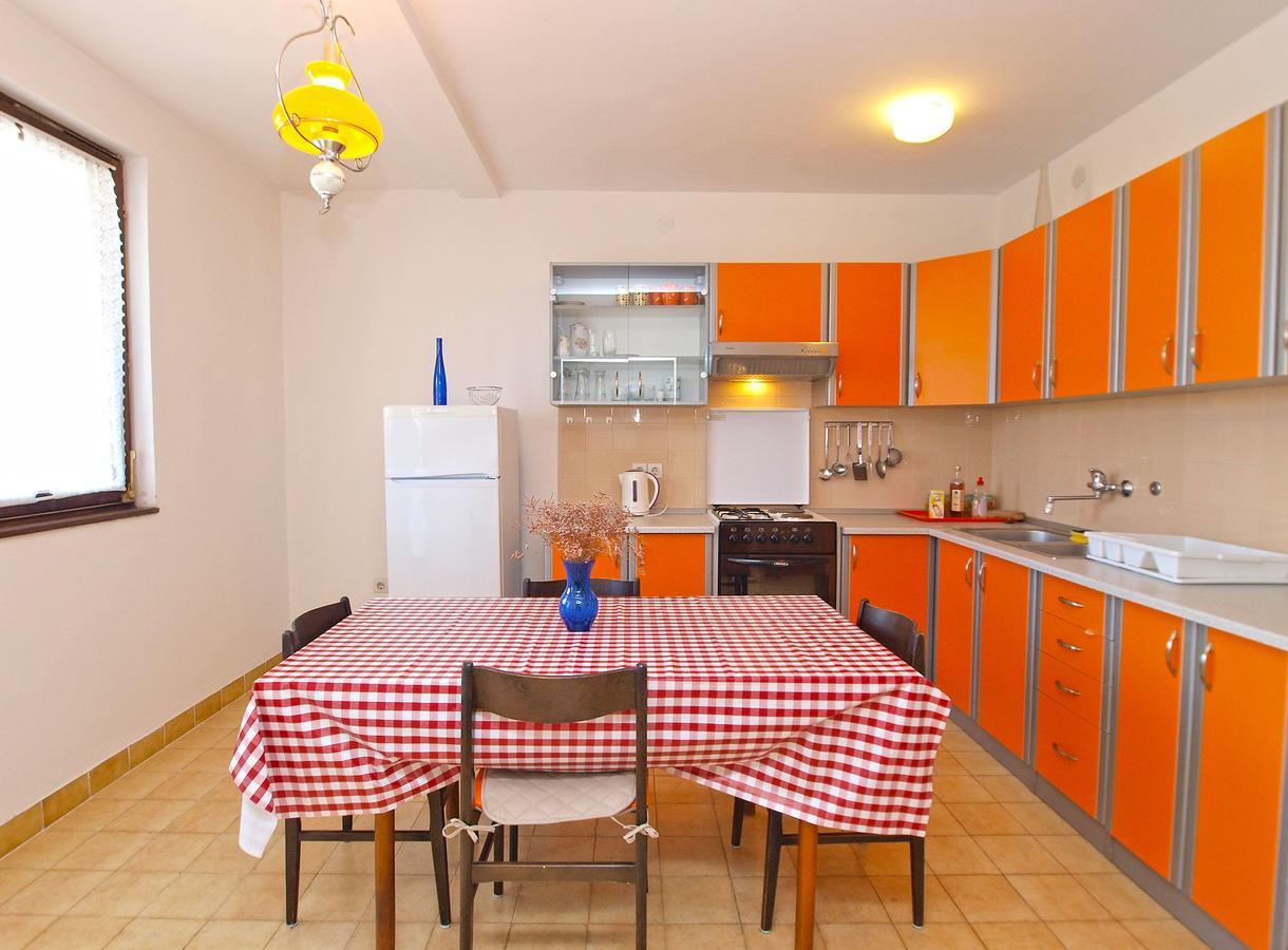 Apartments Ivan 41 Pula Exterior photo
